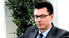Finansjongl�r tjente styrtende i 2012