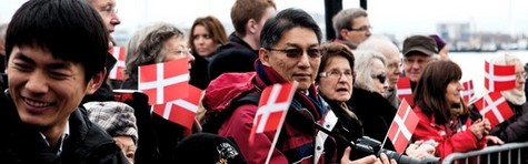 H�je danske l�nninger st�r for fald