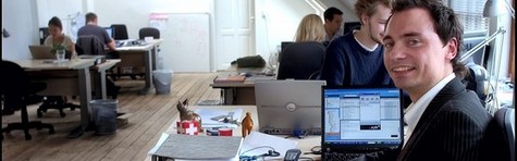 Dansk IT-million�r vil skabe facebook for firmaer