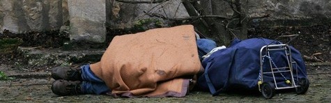 Minister: Ingen skal sove ude i kulden