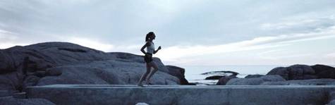 Kvinders SP-penge ender i pose og s�k