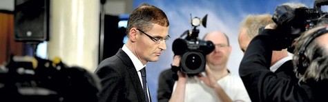 Stribevis af kupfors�g udl�ser kaos i Vestas