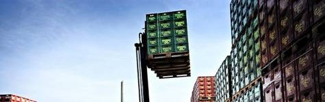 Flere finanshuse h�ver kursm�l p� Carlsberg