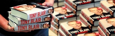 Britisk presse slagter Blair-biografi