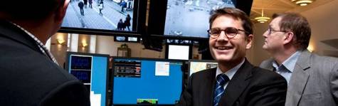 Brian M. roser L�kke for udn�vnelse