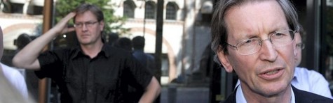 Berlingske-ejer sparker Montgomery ud