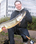 Street Fishing � Tag byens vande tilbage