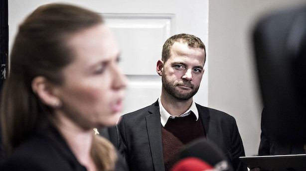 Mette Frederiksen bryder med de radikale