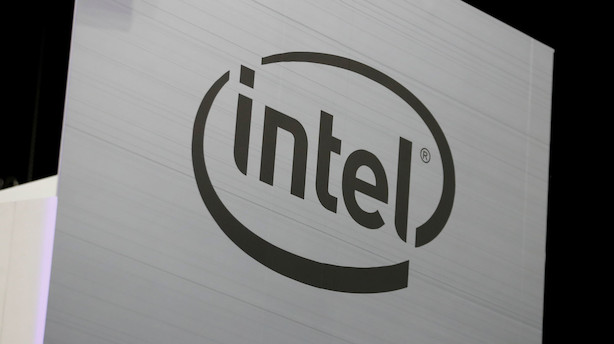 Aktiestatus i USA: Intel og olieprisen skyder humøret i sænk
