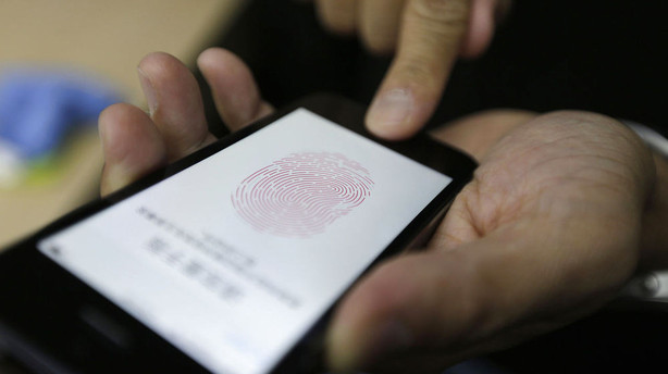 Europa: Fingerprint Card fuser ud på klar himmel