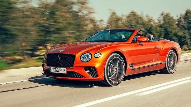 Bentley Continental GTC: 12-cylindret magtdemonstration er god for 333 km/t