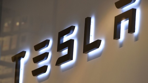 Usikkerhed får Tesla-aktien til at falde