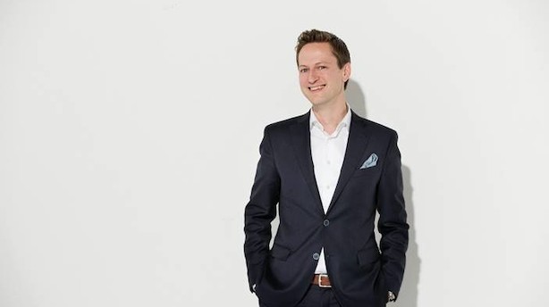 Opinion: Hotelchef: "Jeg bilder mig på ingen måde ind, at vi sælger flere hotelværelser ved at stå på ladet af en lastbil med volumen på max under Priden"
