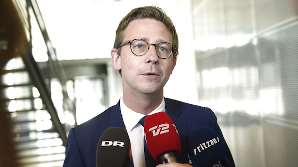 Røde partier vil gøre grønne firmabiler billigere efter sammenbrud i forhandlinger: DF og minister afviser