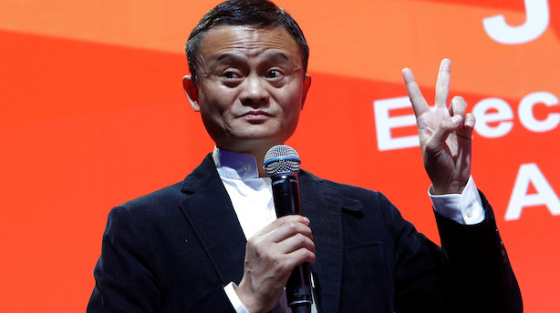 Alibaba-aktionærer siger ja til aktiesplit: Kan være skridt mod mulig børsentré i Hong Kong