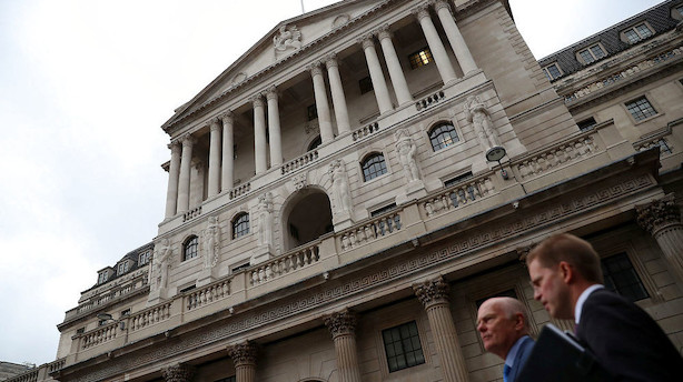 Bank of England fastholder pengepolitik - men ser snarlig stramning