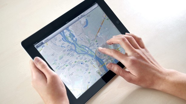Apple udfordrer Google på landkort