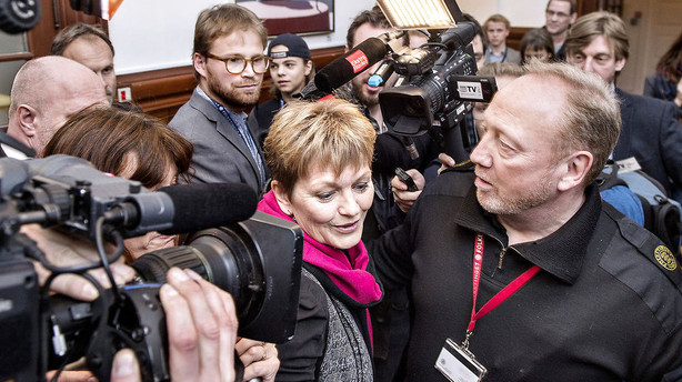 Rød blok stiller mistillidsvotum til Eva Kjer