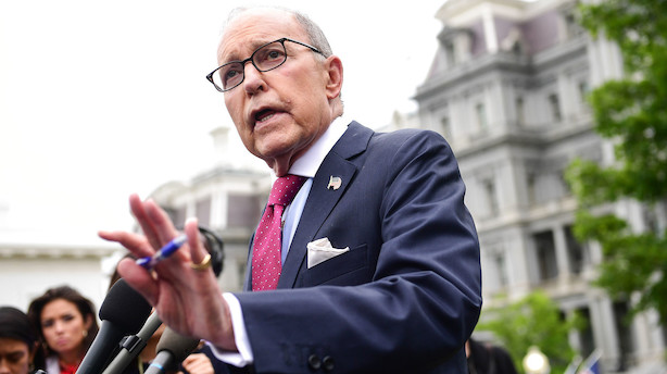 De kan ikke blive enige - Kudlow modsiger Trump