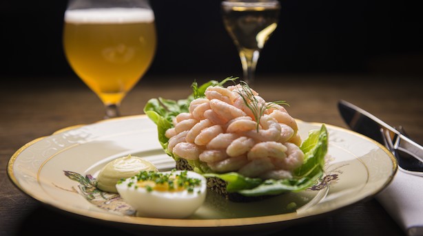 Hotdogs, smørrebrød, pasta og caviar i Vejle