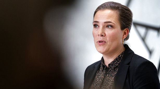 Social- og indenrigsminister sender beklagelse til alle partier