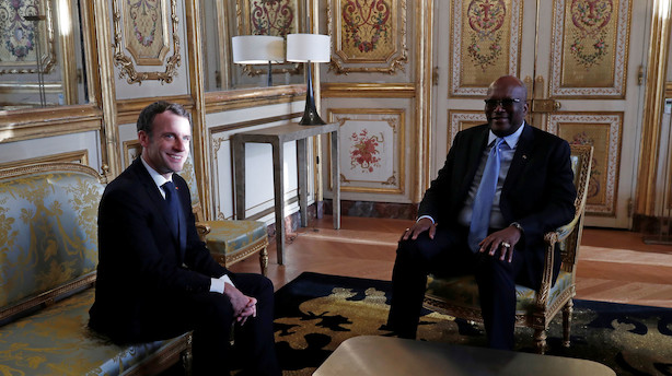 Burkina Fasos regering træder tilbage