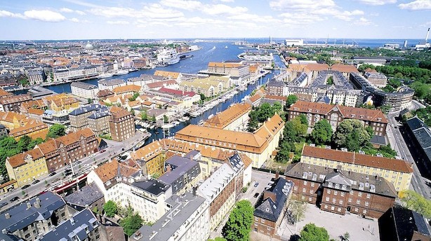 Lejligheder med til-salg-skilte vrimler frem i de store byer