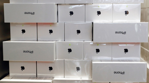 Apple: Dommer i patentsag anbefaler importforbud mod visse iPhones