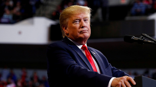 Trump overvejer at vidne ved rigsretshøringer