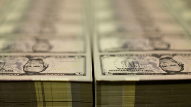 Valuta: Amerikanske dollar ligger lunt mens australske dollar svækkes