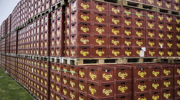 Aktieåbning: Carlsberg med i bunden i faldende marked