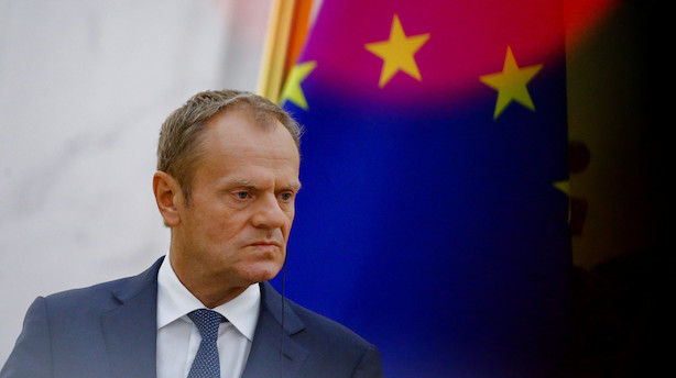 Brexit-aftale skal landes på ekstraordinært topmøde i november