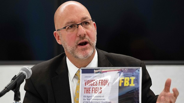 FBI kan ikke betale sine informanter grundet nedlukning