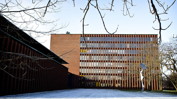 FLS køber laboratorie-firma med 130 ansatte