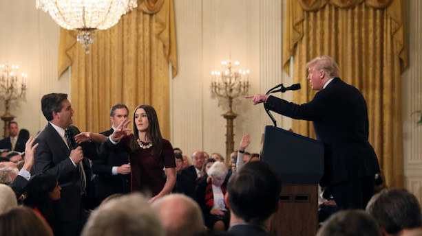 Det Hvide Hus inddrager CNN-journalists akkreditering
