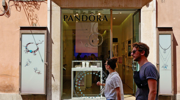 C25 i plus for første gang i otte dage: Pandora stormer frem med 9 pct.