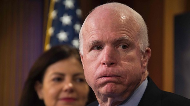 McCain savner politik i præsidentvalgkampen