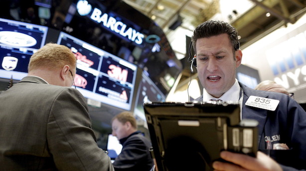 Aktier: Boeing falder på ny og hiver ned i Dow Jones-indekset
