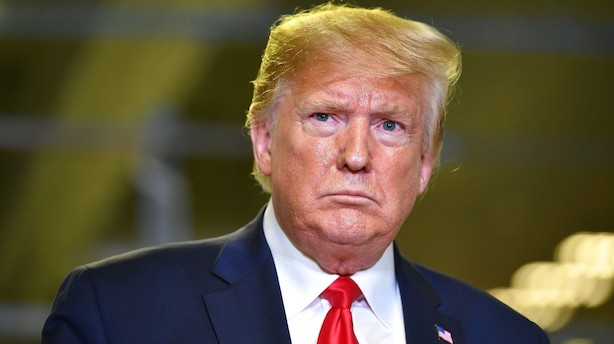 Morgenbriefing: Trump taler sig væk fra storkonflikt med Iran, flytrafikken er gået i stå