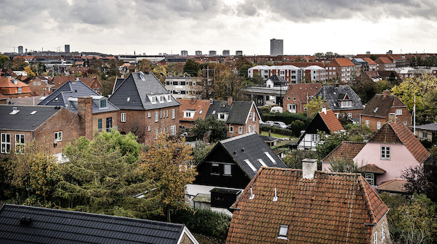 Lave renter, rekordhøj beskæftigelse og stigende realløn sender færre boliger på tvang: Antallet er det laveste siden finanskrisen