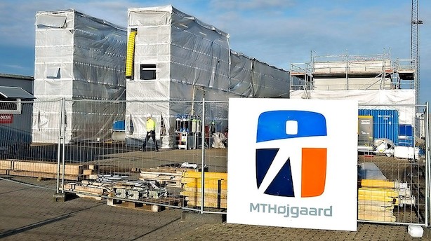 Entreprenørkæmpe fjerner to koncerndirektører