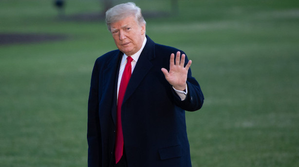 Anklager peger for første gang på Trump i sag om tystys-penge