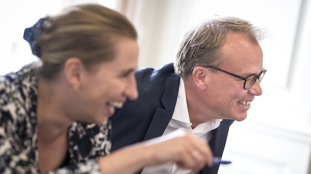 S: Folketinget skal ikke bestemme løn i ministerierne