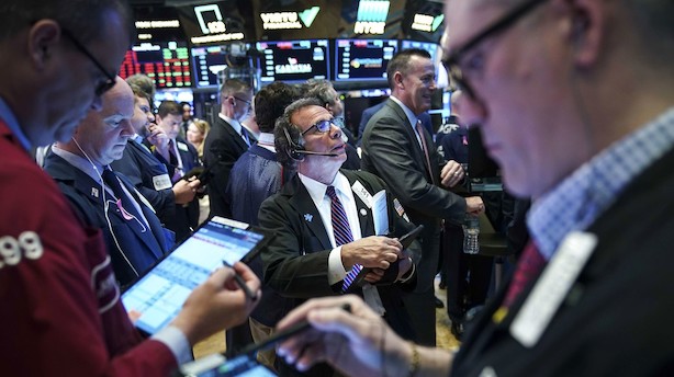 Morgenbriefing: FED-melding løfter aktier, Kina advarer borgere mod "skyderier" i USA