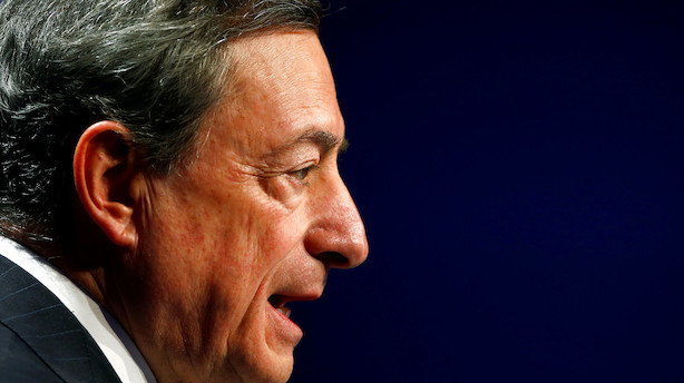 Mario Draghi leverer hele pakken: Rentesænkning, obligationskøb og foliorammer til bankerne