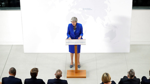 Professor: Svært at se flertal for Mays nye brexitaftale