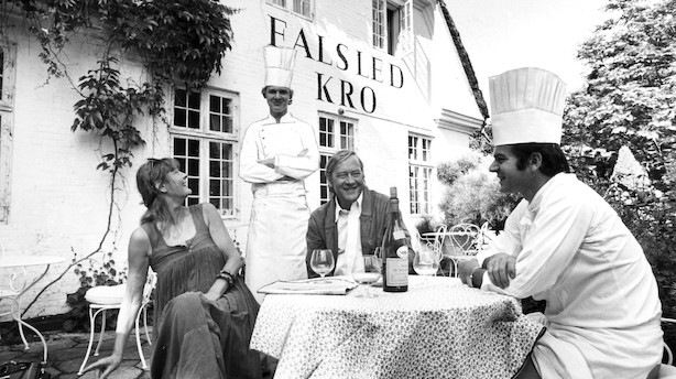 Han er en af Danmarks største gastronomiske profiler gennem tiden: Mød manden, der i næsten 40 år var synonym med Falsled Kro