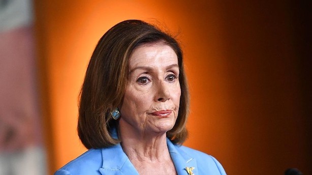 Pelosi: Det Hvide Hus forsøger at skjule fakta i rigsretsproces