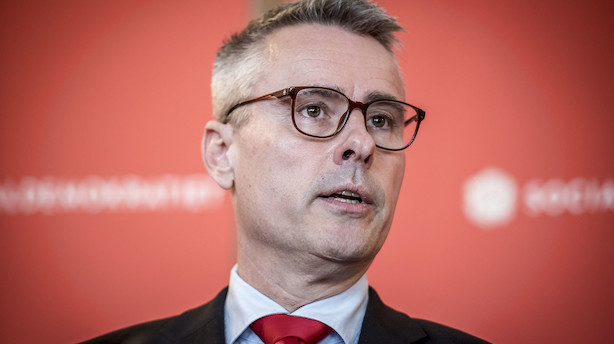 Henrik Sass Larsen revser Nets for nyt aktieprogram: "Man må jo tænke, om de er politisk tonedøve"