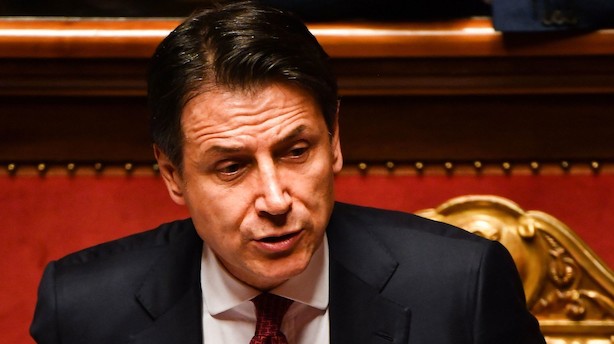 Krisen fortsætter i italiensk politik: Nu træder premierministeren tilbage